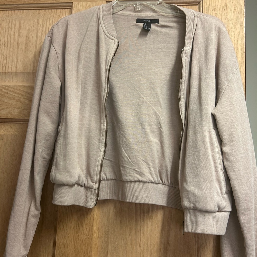 Forever 21 Tan Bomber Jacket Cropped Style